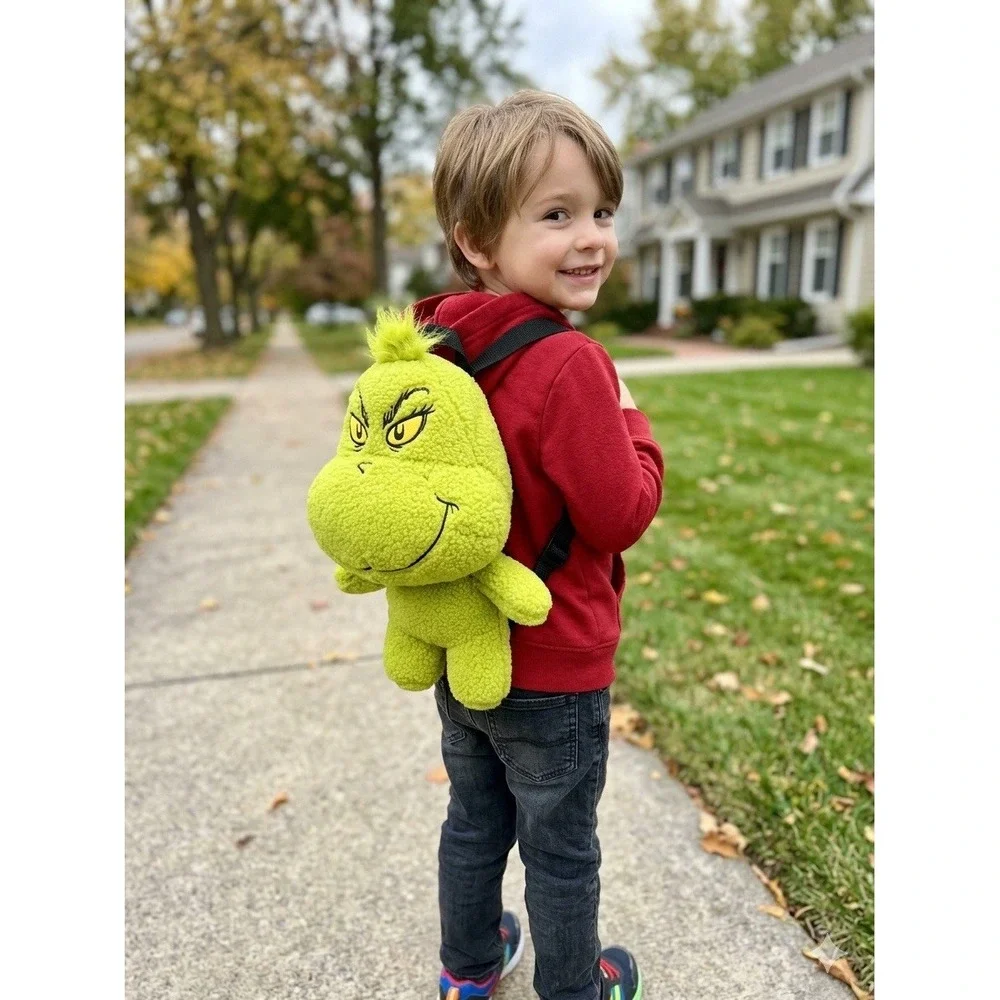 NEW The Dr. Seuss Grinch Sherpa Plush Kids' Plush 15/16